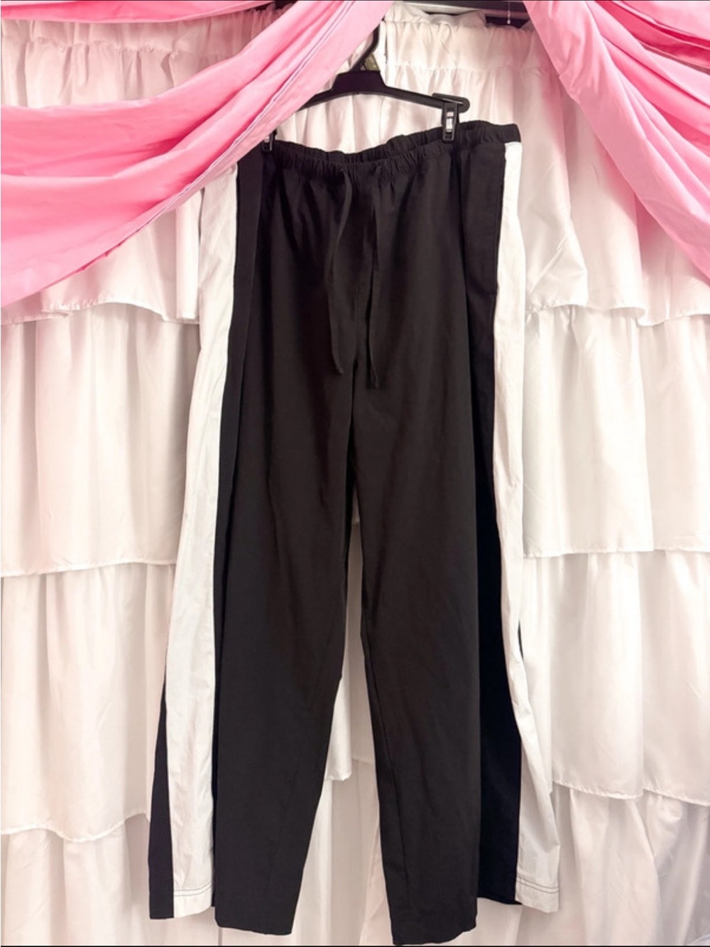 Old Navy TrekTech Lightweight Track Pants